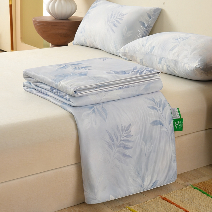 91家纺网 家纺一手货源 找家纺 曼尼 2026新款印花凉感丝夏被夏凉被 浅月