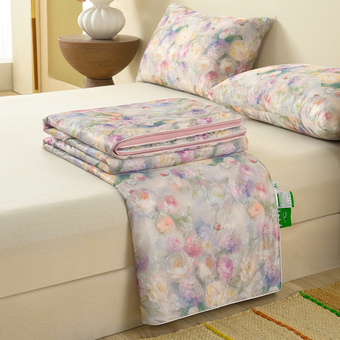 91家纺网 家纺一手货源 找家纺 曼尼 2026新款印花凉感丝夏被夏凉被 夜语