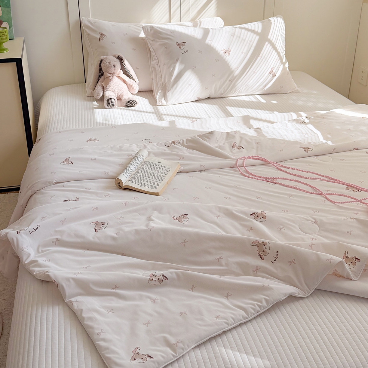 金梦拉家纺 2026春夏新款锦氨凉感丝印花系列夏被空调被夏凉被 小粉兔