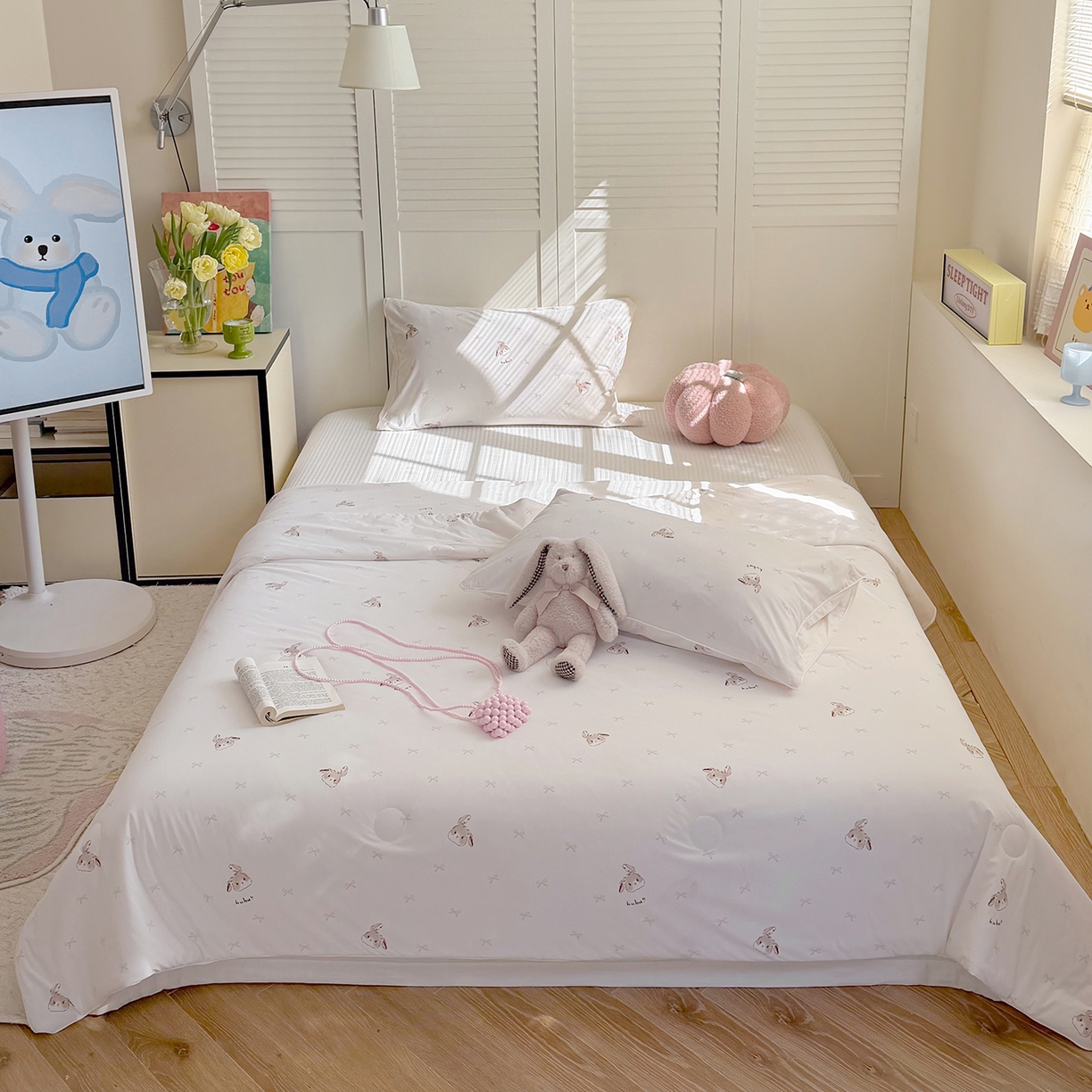 91家纺网 家纺一手货源 找家纺 金梦拉家纺 2026春夏新款锦氨凉感丝印花系列夏被空调被夏凉被 小粉兔