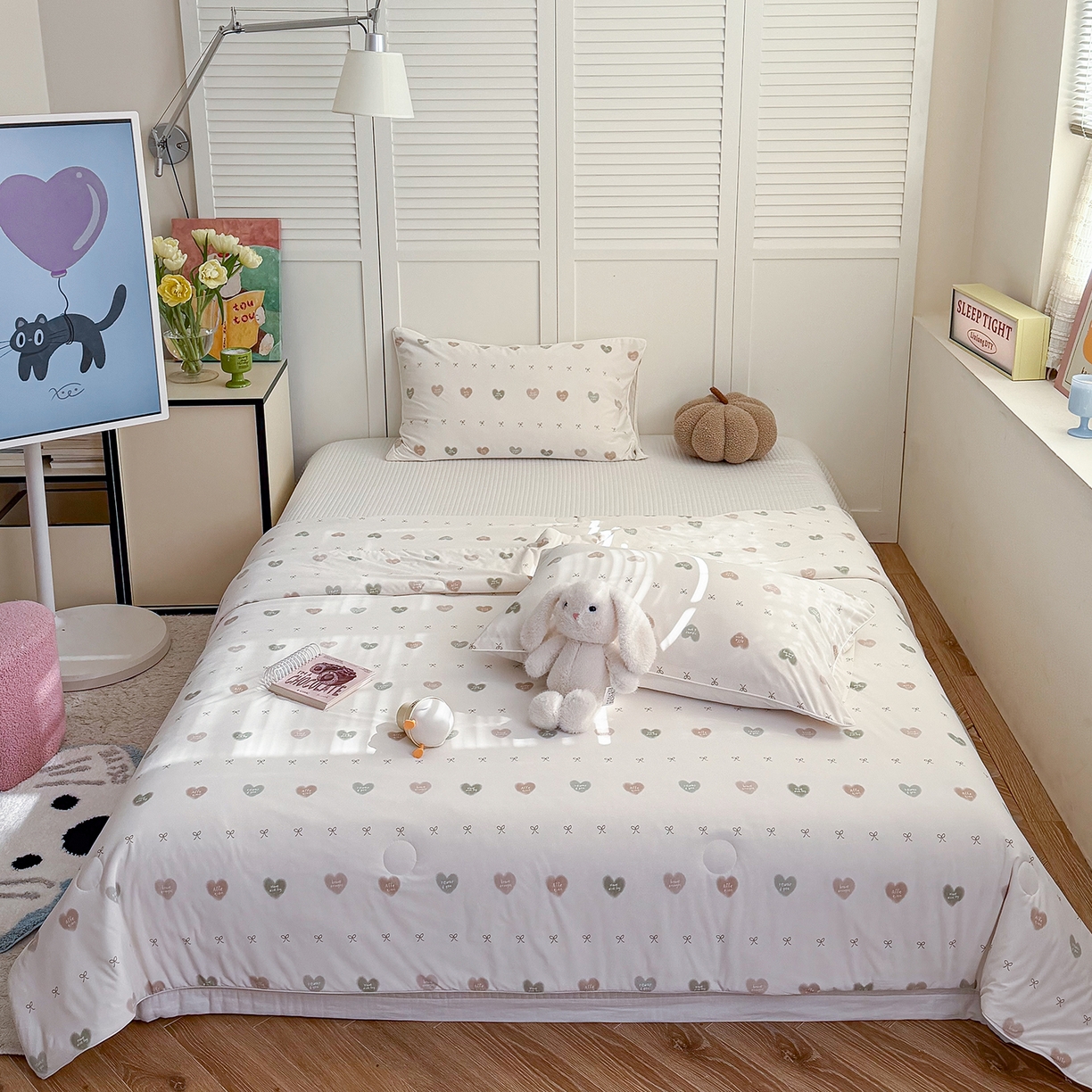 91家纺网 家纺一手货源 找家纺 金梦拉家纺 2026春夏新款锦氨凉感丝印花系列夏被空调被夏凉被 心情绿