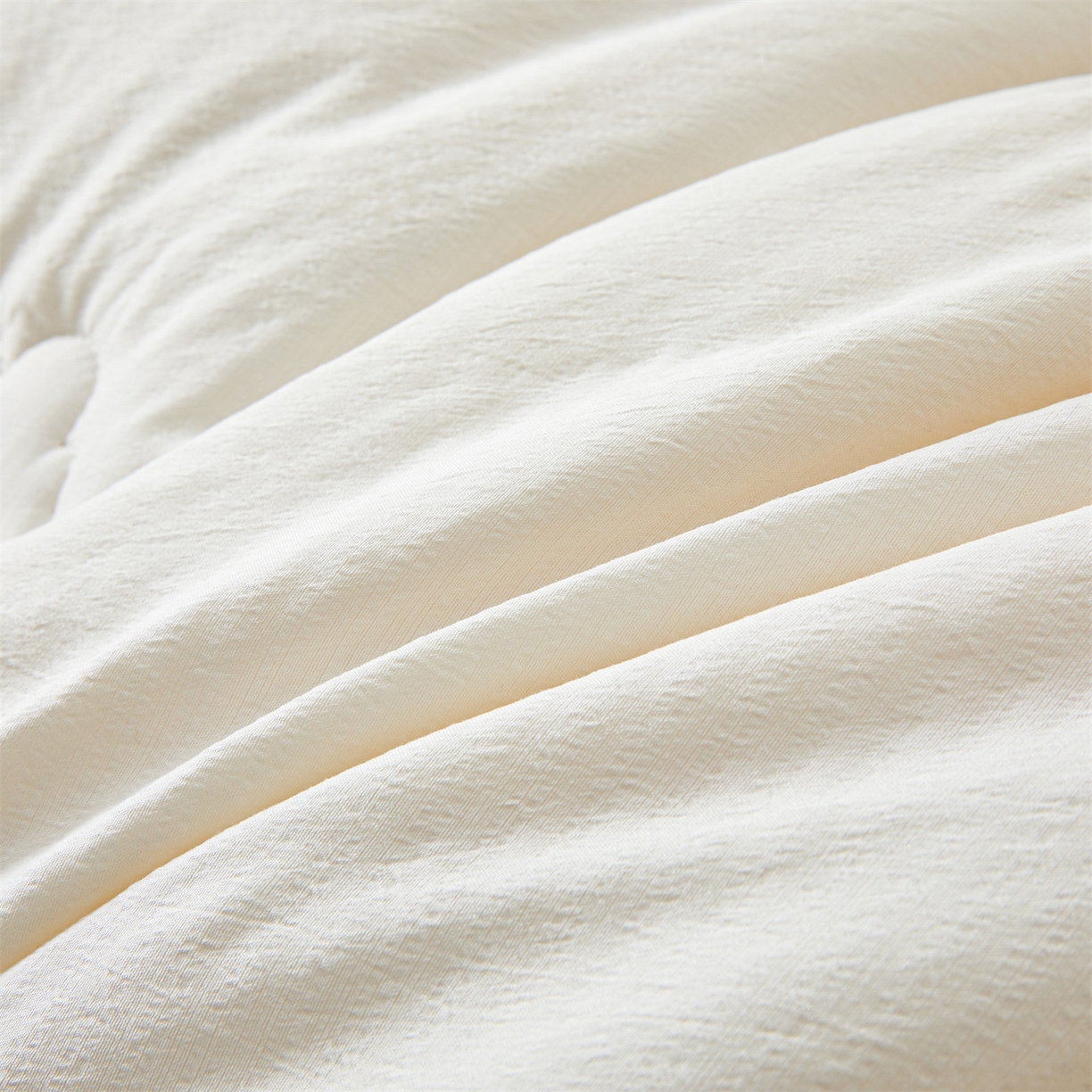 91家纺网 家纺一手货源 找家纺 眠势力 2026春夏新款皱皱纱四季被超软云朵被子春秋被芯夏凉被可机洗 云朵被-白