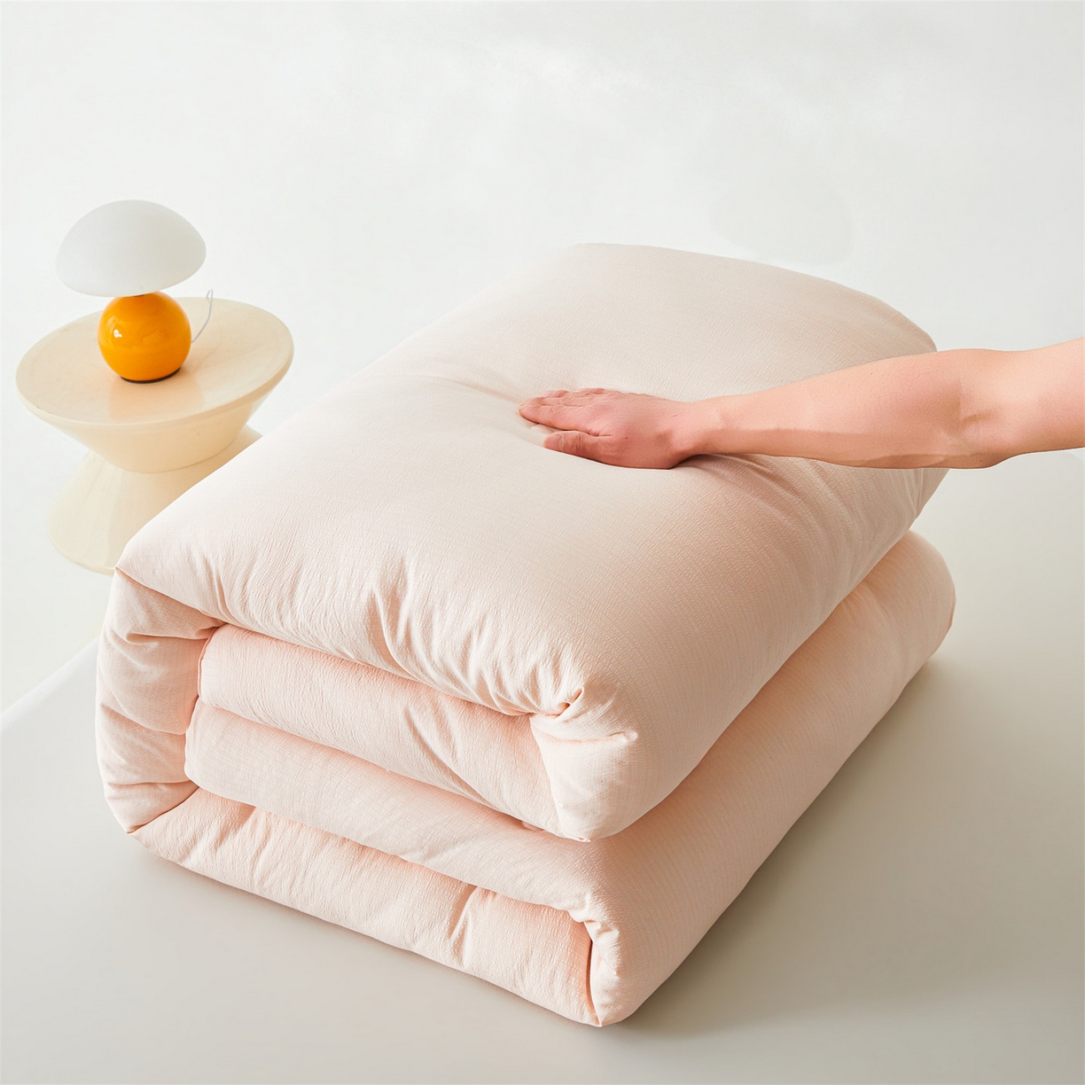 91家纺网 家纺一手货源 找家纺 眠势力 2026春夏新款皱皱纱四季被超软云朵被子春秋被芯夏凉被可机洗 云朵被-粉