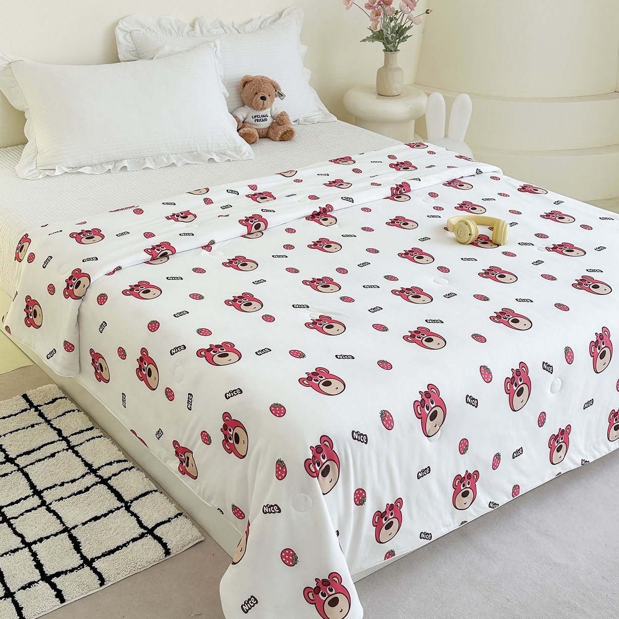 91家纺网 家纺一手货源 找家纺 尚品本色 2026年新款小清新针织棉夏被空调被 草莓熊