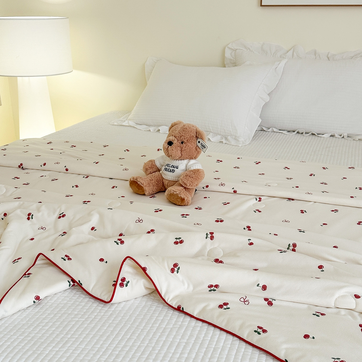 91家纺网 家纺一手货源 找家纺 尚品本色 2026年新款小清新针织棉夏被空调被 小樱桃