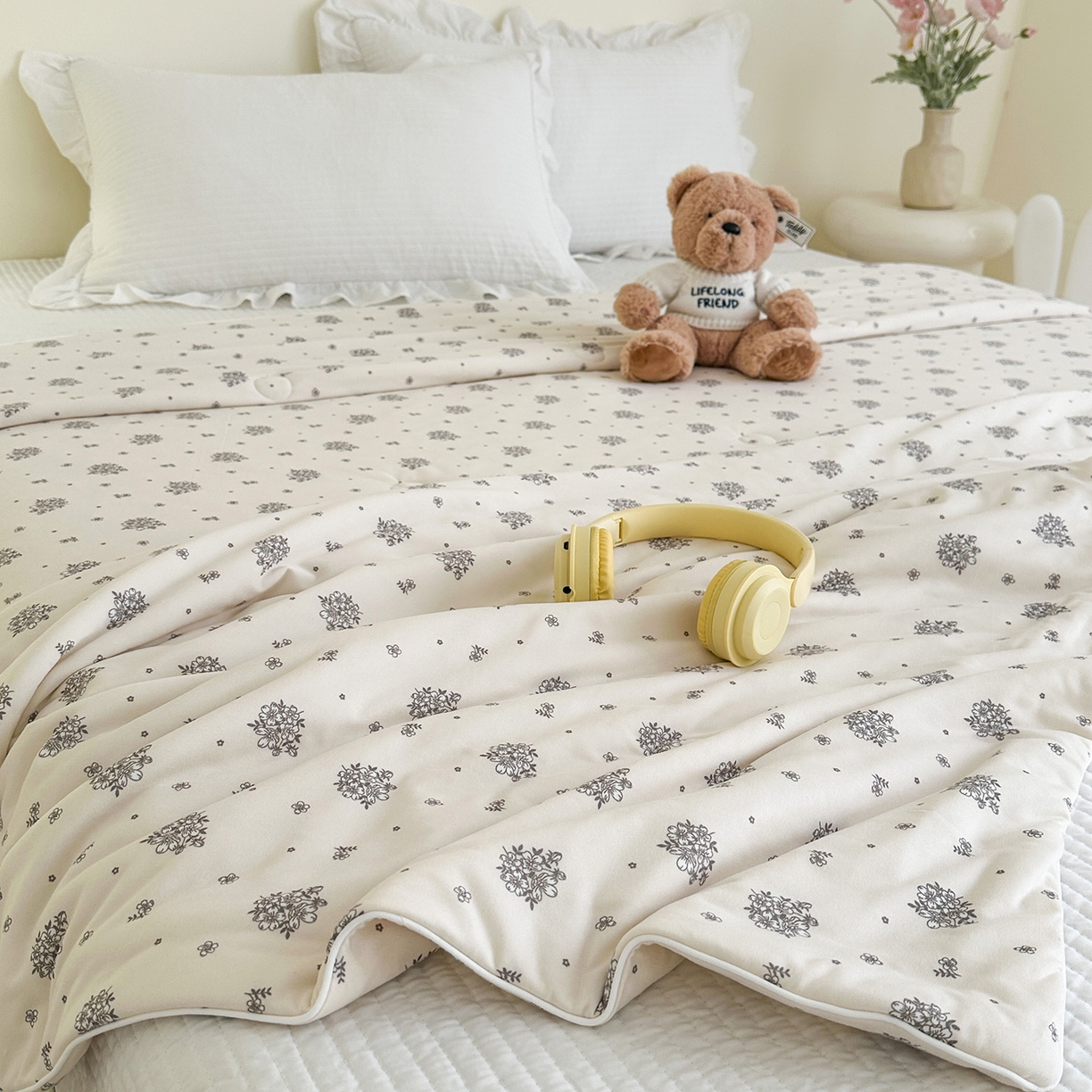 91家纺网 家纺一手货源 找家纺 尚品本色 2026年新款小清新针织棉夏被空调被 陌上花开