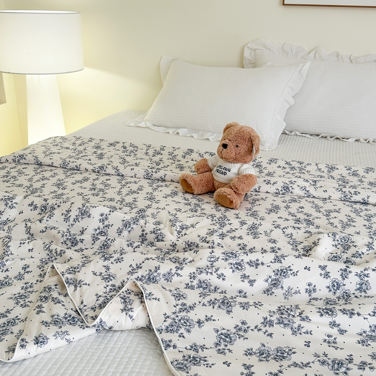 91家纺网 家纺一手货源 找家纺 尚品本色 2026年新款小清新针织棉夏被空调被 水墨嫣然