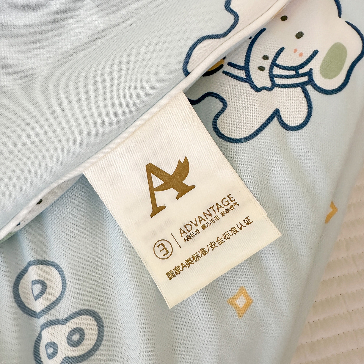 91家纺网 家纺一手货源 找家纺 尚品本色 2026年新款小清新针织棉夏被空调被 蓝色小象