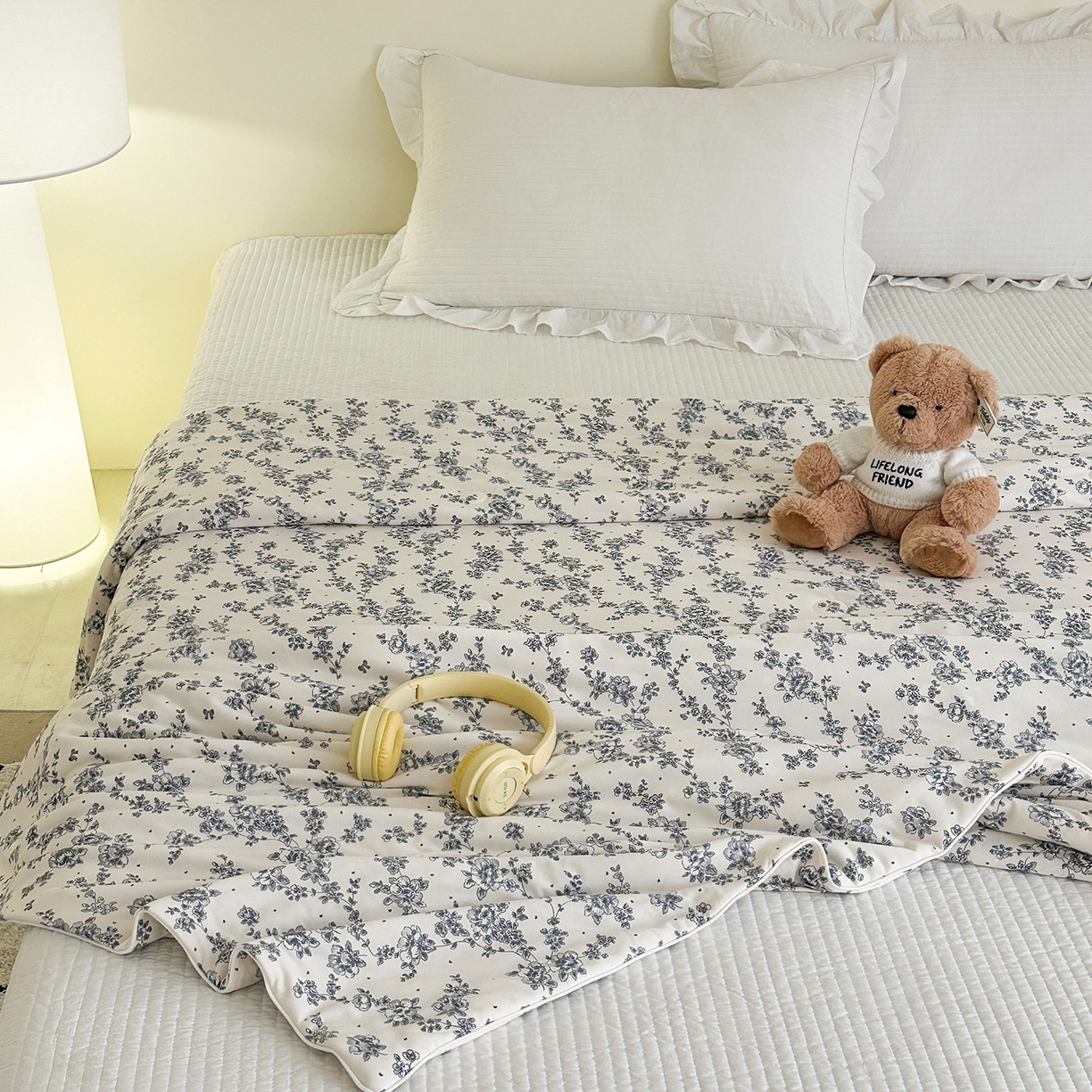 91家纺网 家纺一手货源 找家纺 尚品本色 2026年新款小清新针织棉夏被空调被 水墨嫣然