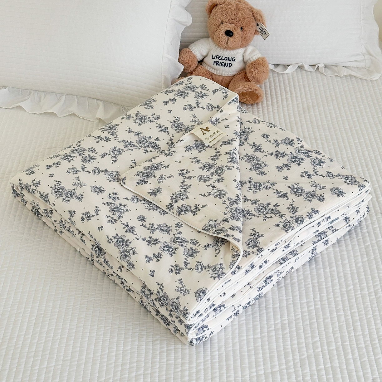 91家纺网 家纺一手货源 找家纺 尚品本色 2026年新款小清新针织棉夏被空调被 水墨嫣然