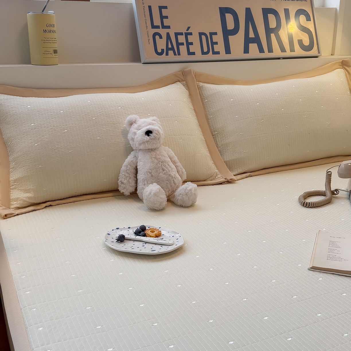 91家纺网 家纺一手货源 找家纺 懒猫家纺 2026新款满天星绗绣莫兰迪色系床席床笠款凉席 香草布蕾-床席款