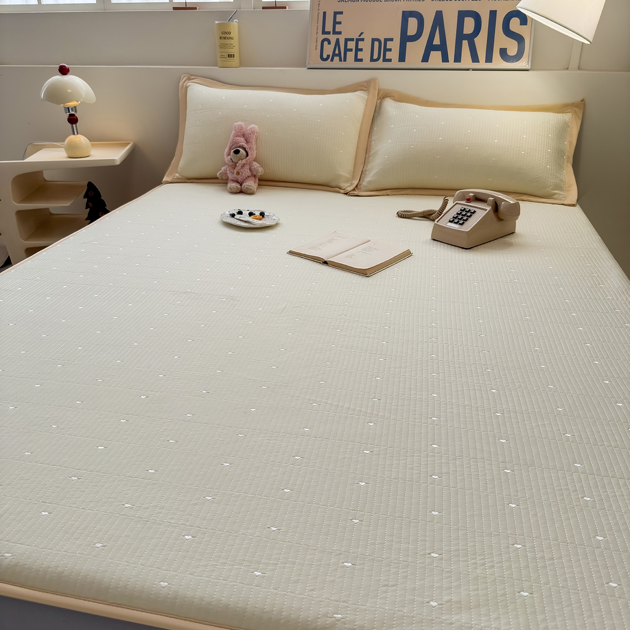 91家纺网 家纺一手货源 找家纺 懒猫家纺 2026新款满天星绗绣莫兰迪色系床席床笠款凉席 香草布蕾-床笠款