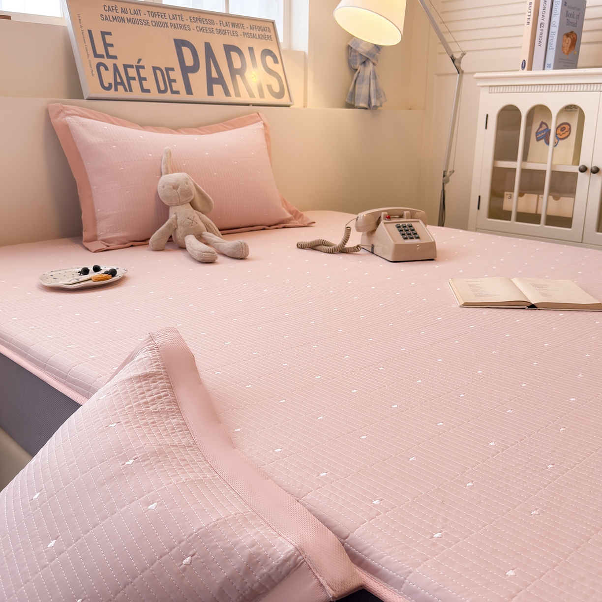 91家纺网 家纺一手货源 找家纺 懒猫家纺 2026新款满天星绗绣莫兰迪色系床席床笠款凉席 白桃乌龙-床笠款