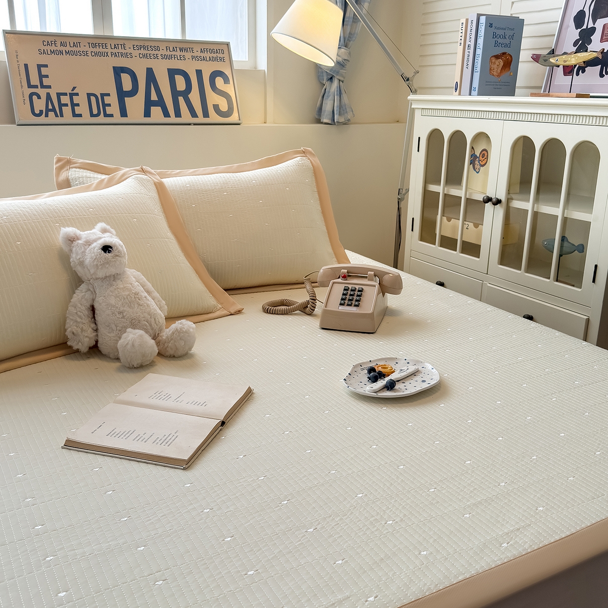 91家纺网 家纺一手货源 找家纺 懒猫家纺 2026新款满天星绗绣莫兰迪色系床席床笠款凉席 香草布蕾-床席款