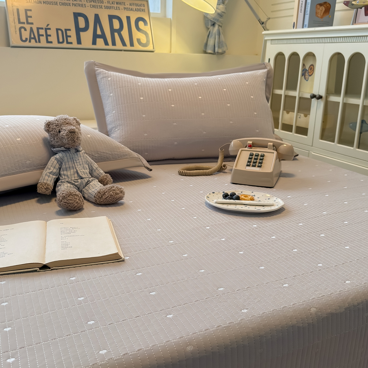 91家纺网 家纺一手货源 找家纺 懒猫家纺 2026新款满天星绗绣莫兰迪色系床席床笠款凉席 椰子灰-床席款