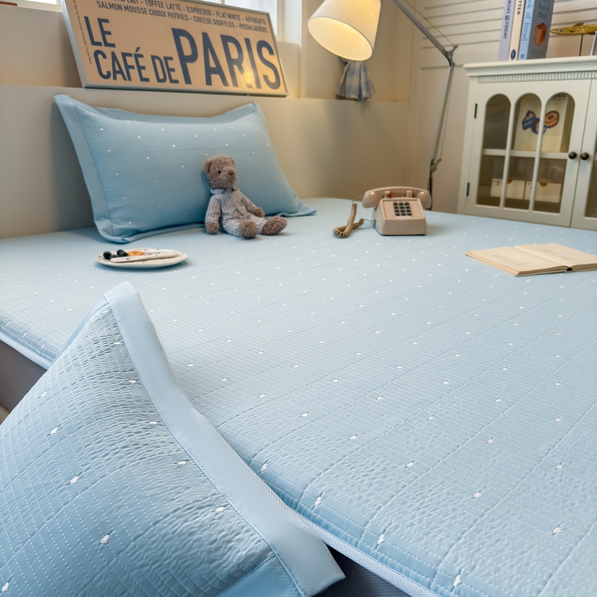 91家纺网 家纺一手货源 找家纺 懒猫家纺 2026新款满天星绗绣莫兰迪色系床席床笠款凉席 海盐气泡-床笠款