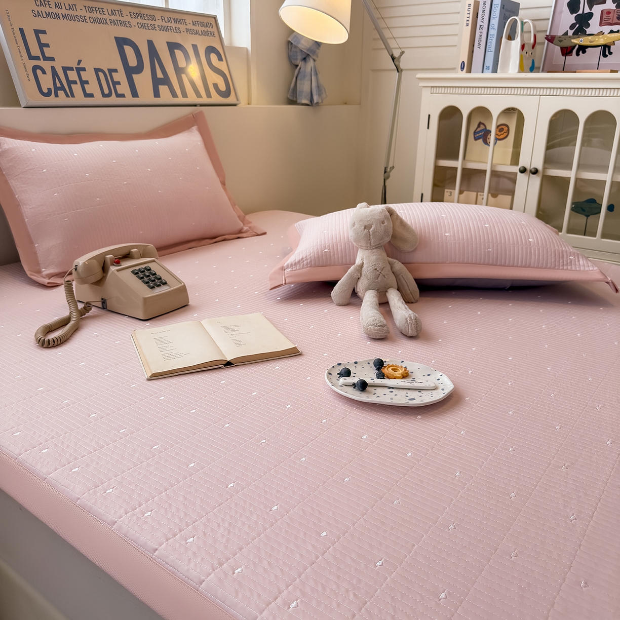 91家纺网 家纺一手货源 找家纺 懒猫家纺 2026新款满天星绗绣莫兰迪色系床席床笠款凉席 白桃乌龙-床席款