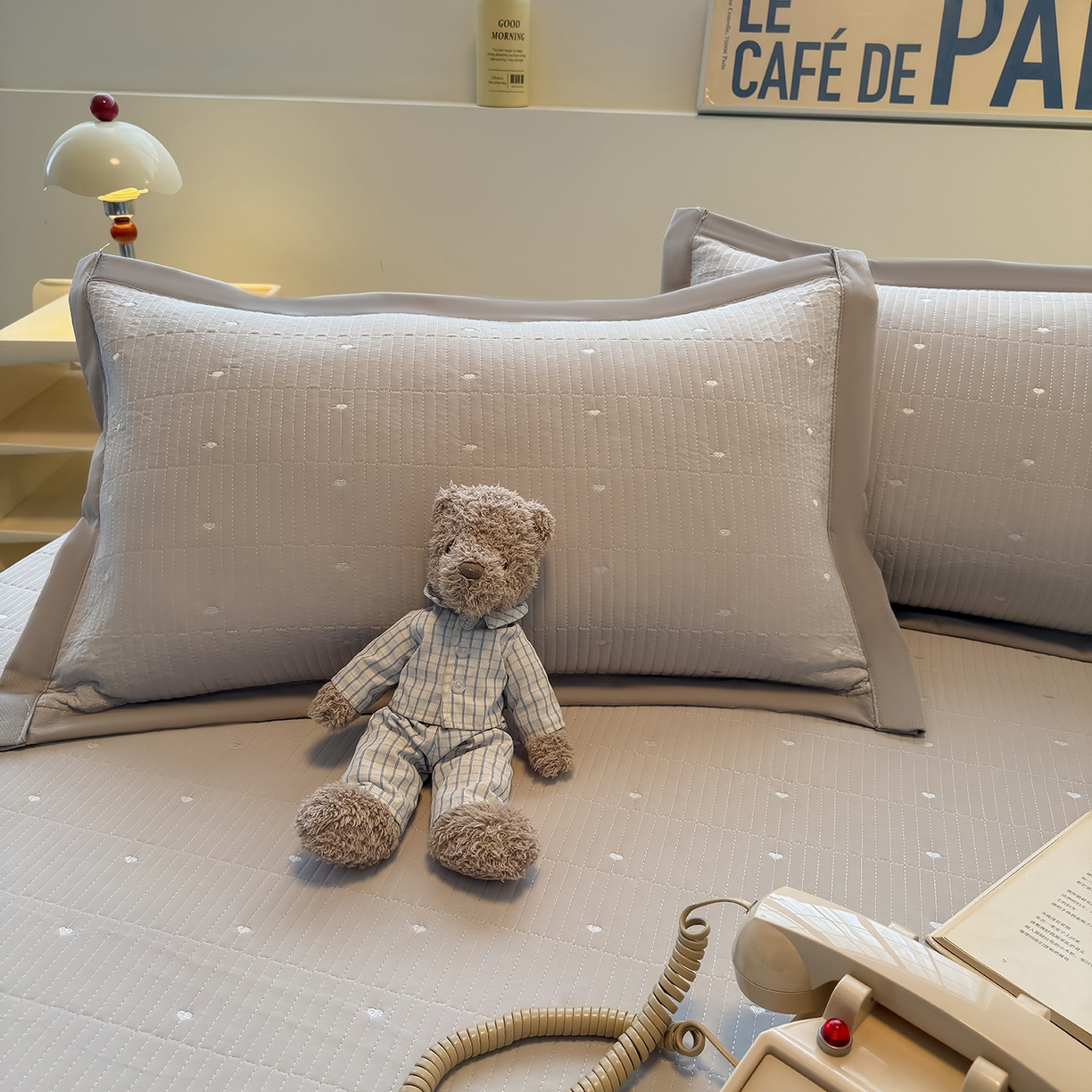 91家纺网 家纺一手货源 找家纺 懒猫家纺 2026新款满天星绗绣莫兰迪色系床席床笠款凉席 椰子灰-床席款