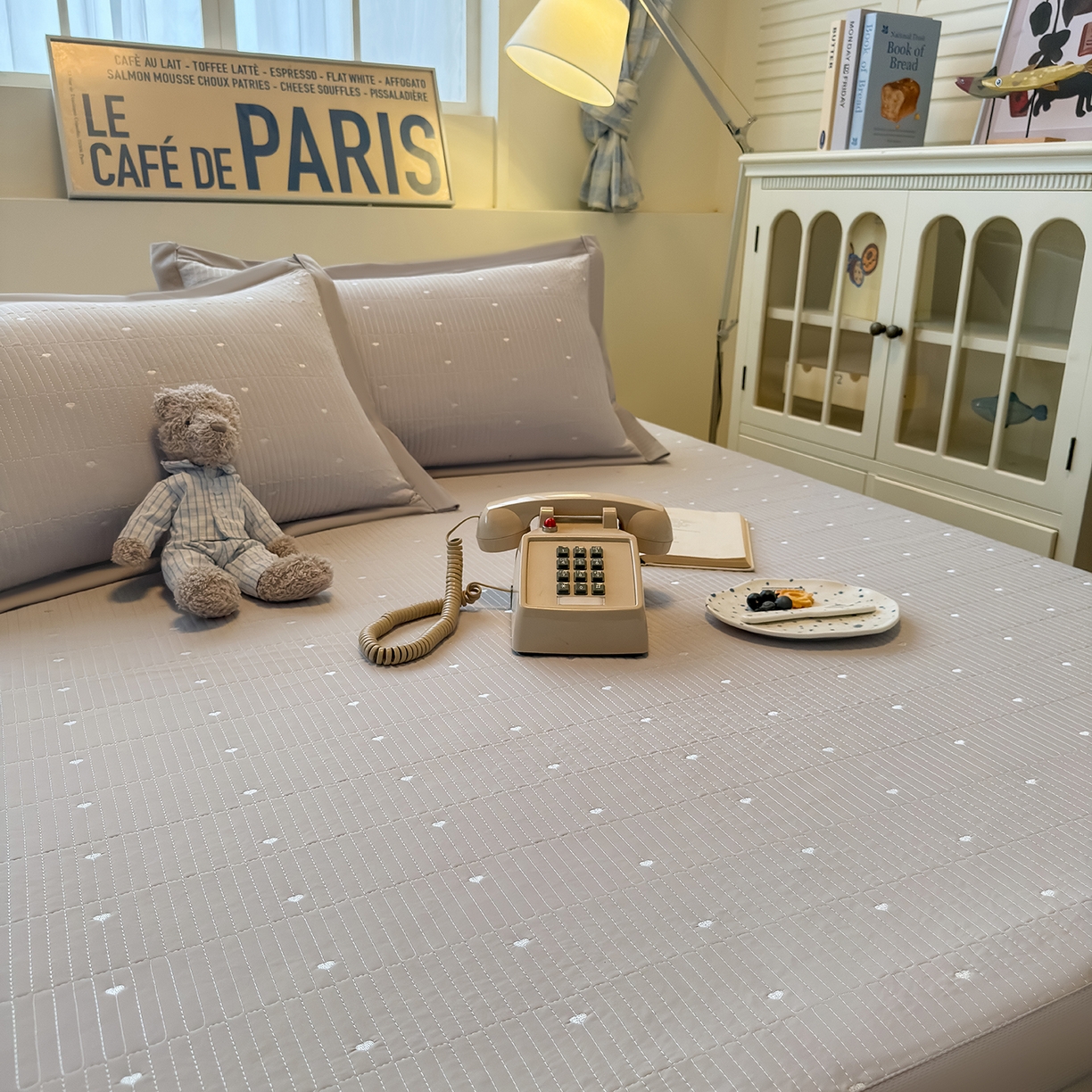 91家纺网 家纺一手货源 找家纺 懒猫家纺 2026新款满天星绗绣莫兰迪色系床席床笠款凉席 椰子灰-床席款