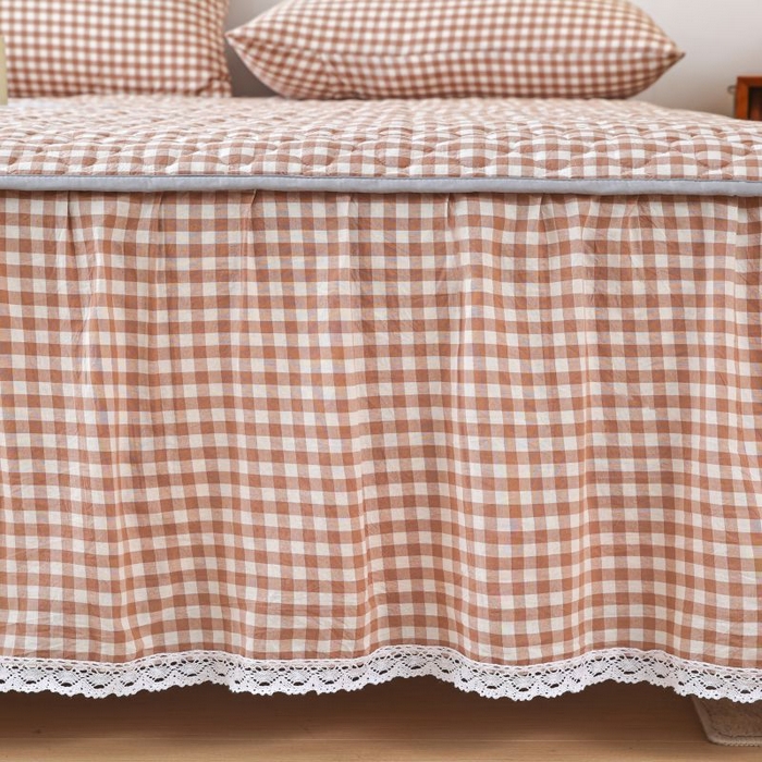 91家纺网 家纺一手货源 找家纺 欧妮家纺 2026新款全棉色织水洗棉夹棉床裙 全棉色织水洗棉-驼小格