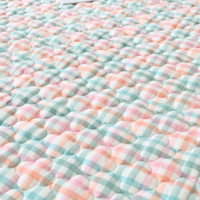 91家纺网 家纺一手货源 找家纺 欧妮家纺 2026新款全棉色织水洗棉夹棉床裙 全棉色织水洗棉-冰淇淋