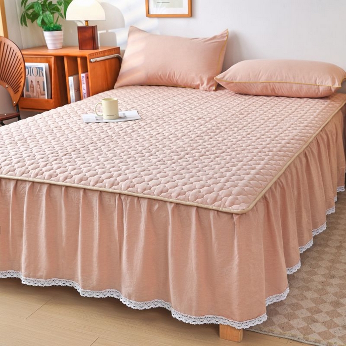 91家纺网 家纺一手货源 找家纺 欧妮家纺 2026新款全棉色织水洗棉夹棉床裙 全棉色织水洗棉-卡其