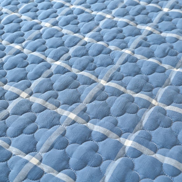 91家纺网 家纺一手货源 找家纺 欧妮家纺 2026新款全棉色织水洗棉夹棉床裙 全棉色织水洗棉-海蓝格