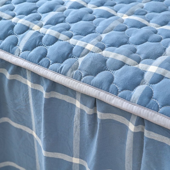 91家纺网 家纺一手货源 找家纺 欧妮家纺 2026新款全棉色织水洗棉夹棉床裙 全棉色织水洗棉-海蓝格