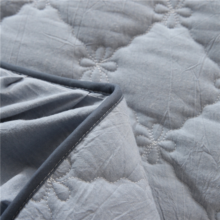 91家纺网 家纺一手货源 找家纺 欧妮家纺 2026新款全棉色织水洗棉夹棉床裙 日式水洗棉夹棉床裙J-浅蓝