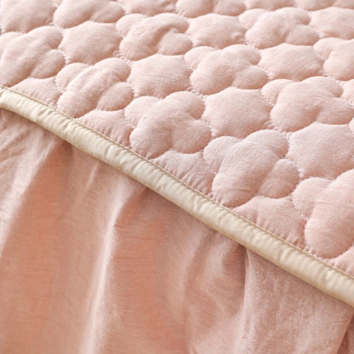 91家纺网 家纺一手货源 找家纺 欧妮家纺 2026新款全棉色织水洗棉夹棉床裙 全棉色织水洗棉-卡其