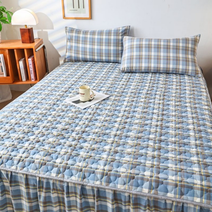 91家纺网 家纺一手货源 找家纺 欧妮家纺 2026新款全棉色织水洗棉夹棉床裙 全棉色织水洗棉-简兮兰格