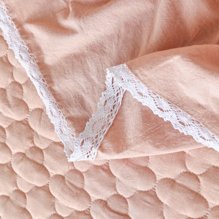 91家纺网 家纺一手货源 找家纺 欧妮家纺 2026新款全棉色织水洗棉夹棉床裙 全棉色织水洗棉-卡其