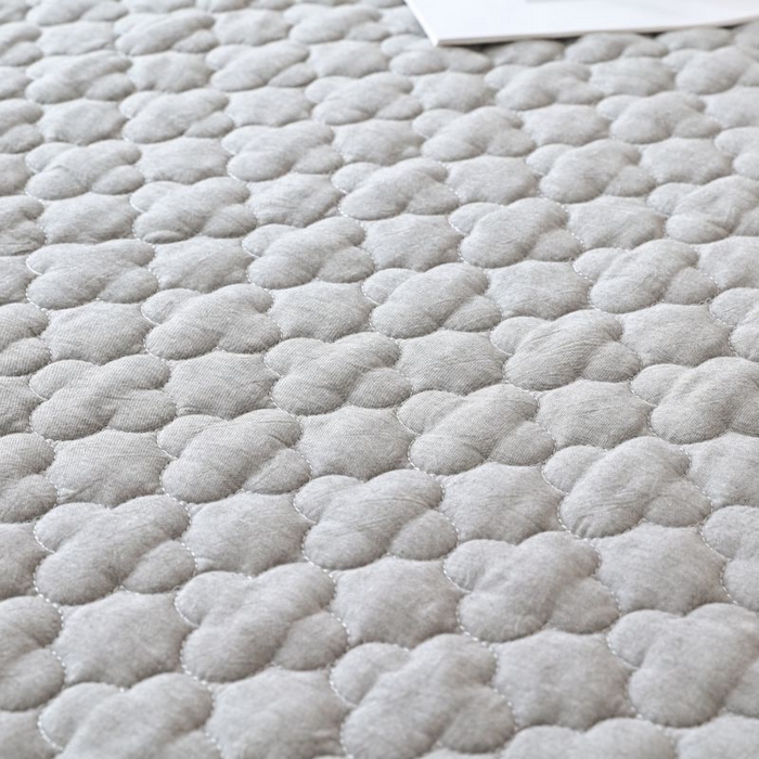 91家纺网 家纺一手货源 找家纺 欧妮家纺 2026新款全棉色织水洗棉夹棉床裙 全棉色织水洗棉-烟灰