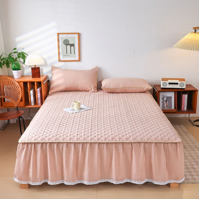 91家纺网 家纺一手货源 找家纺 欧妮家纺 2026新款全棉色织水洗棉夹棉床裙 全棉色织水洗棉-卡其