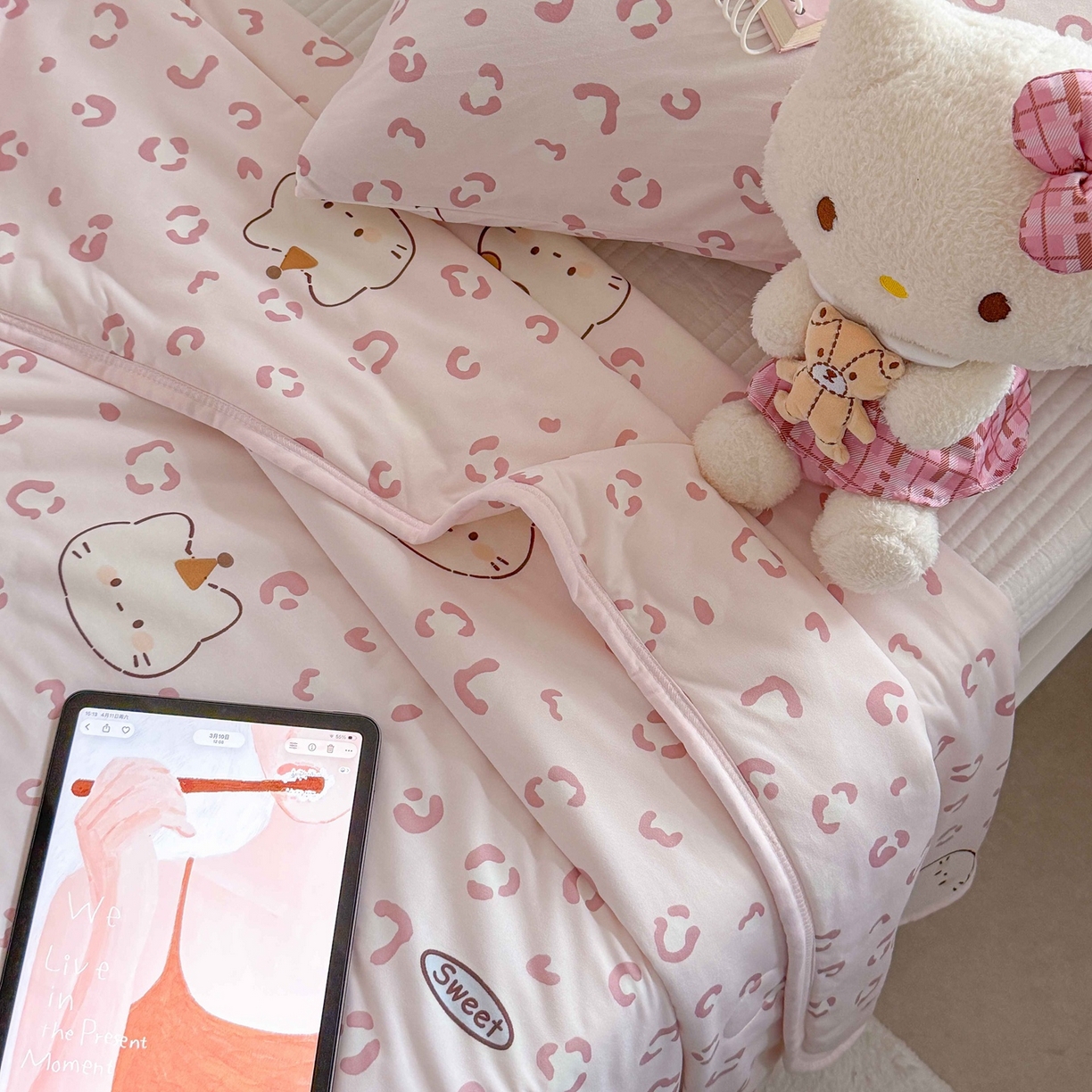 91家纺网 家纺一手货源 找家纺 觅糖家纺 2026新款针织云柔大豆夏被夏凉被空调被 豹纹猫咪粉