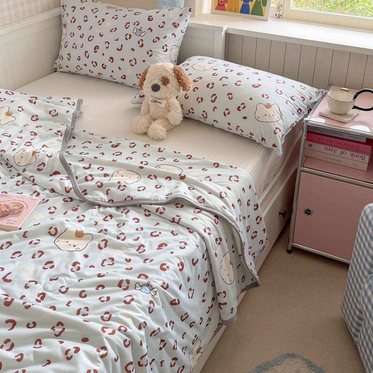 91家纺网 家纺一手货源 找家纺 觅糖家纺 2026新款针织云柔大豆夏被夏凉被空调被 豹纹猫咪蓝