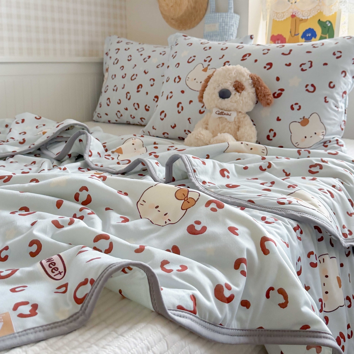 91家纺网 家纺一手货源 找家纺 觅糖家纺 2026新款针织云柔大豆夏被夏凉被空调被 豹纹猫咪蓝