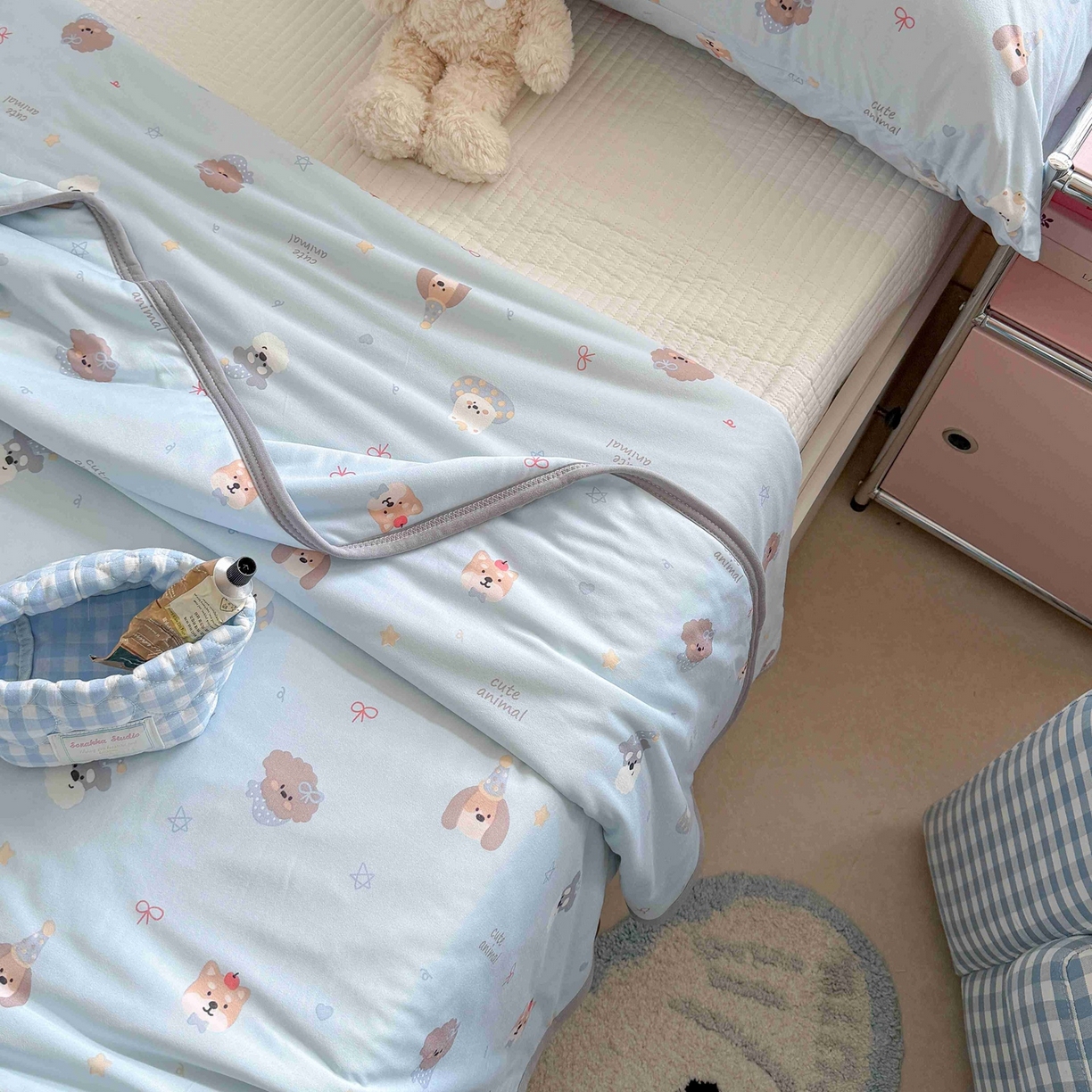 91家纺网 家纺一手货源 找家纺 觅糖家纺 2026新款针织云柔大豆夏被夏凉被空调被 狗狗乐园