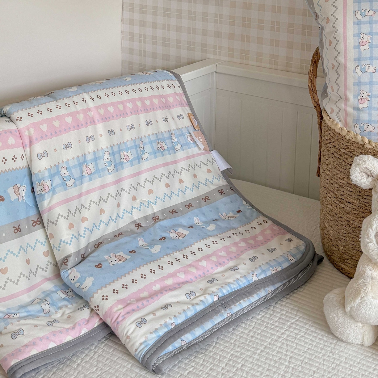 91家纺网 家纺一手货源 找家纺 觅糖家纺 2026新款针织云柔大豆夏被夏凉被空调被 奶糖兔