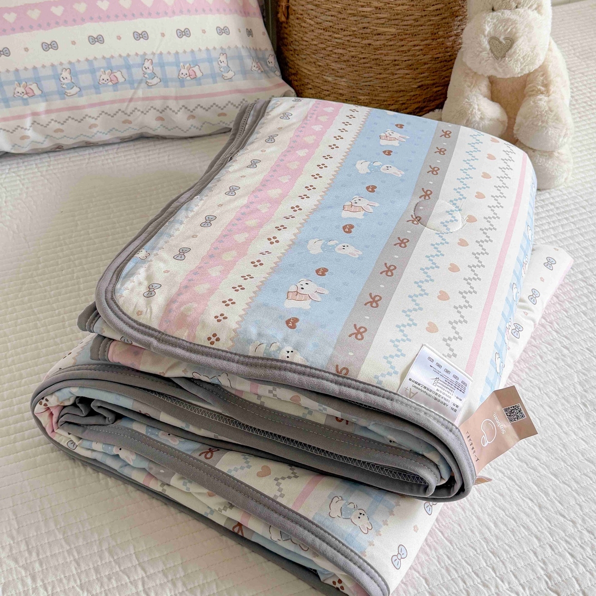 91家纺网 家纺一手货源 找家纺 觅糖家纺 2026新款针织云柔大豆夏被夏凉被空调被 奶糖兔