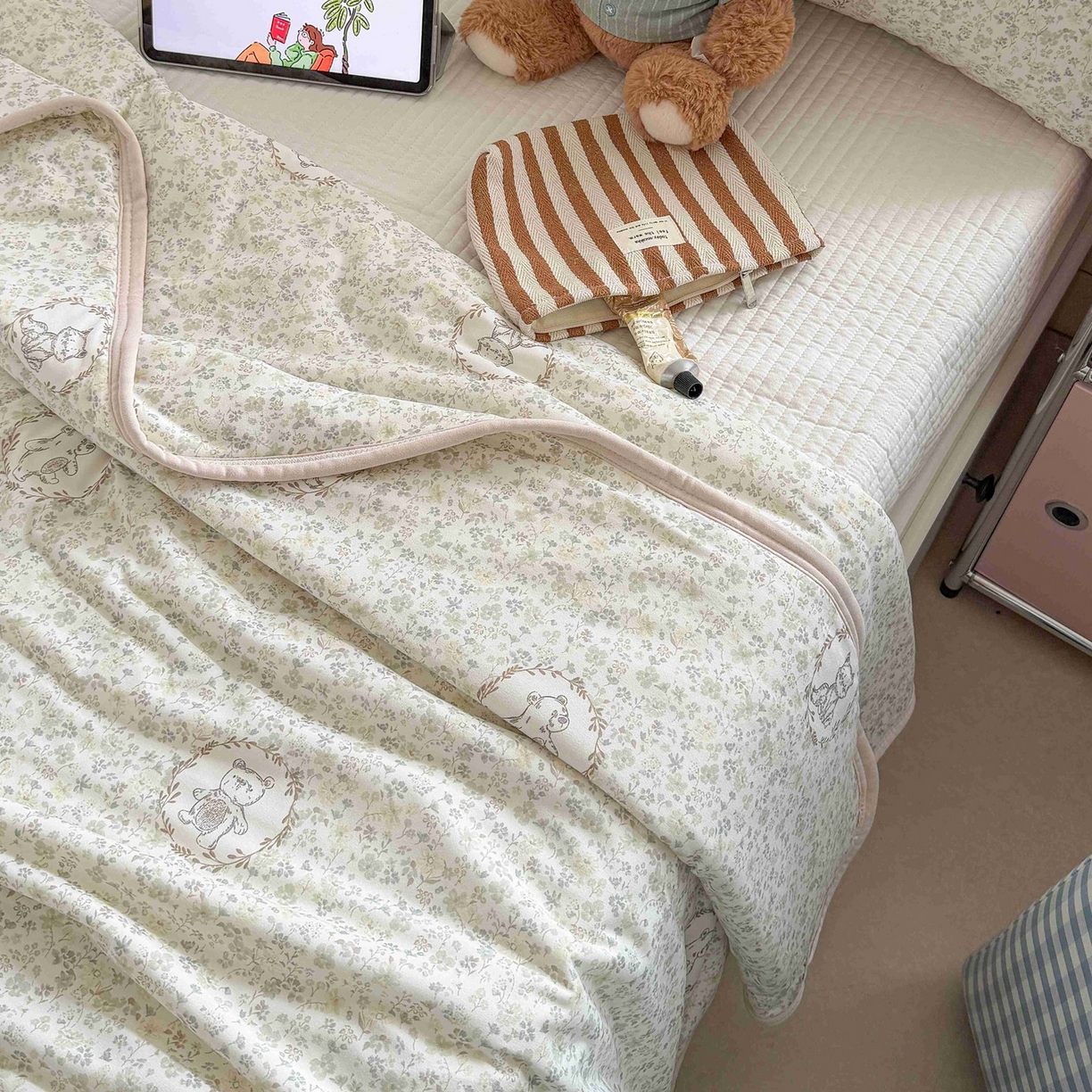 91家纺网 家纺一手货源 找家纺 觅糖家纺 2026新款针织云柔大豆夏被夏凉被空调被 森野