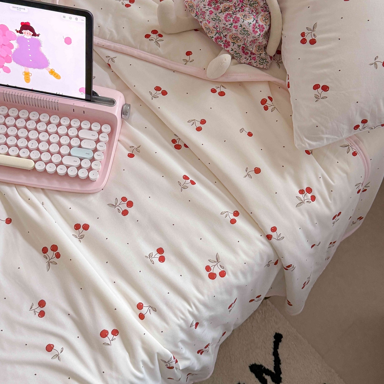 91家纺网 家纺一手货源 找家纺 觅糖家纺 2026新款针织云柔大豆夏被夏凉被空调被 甜甜樱桃