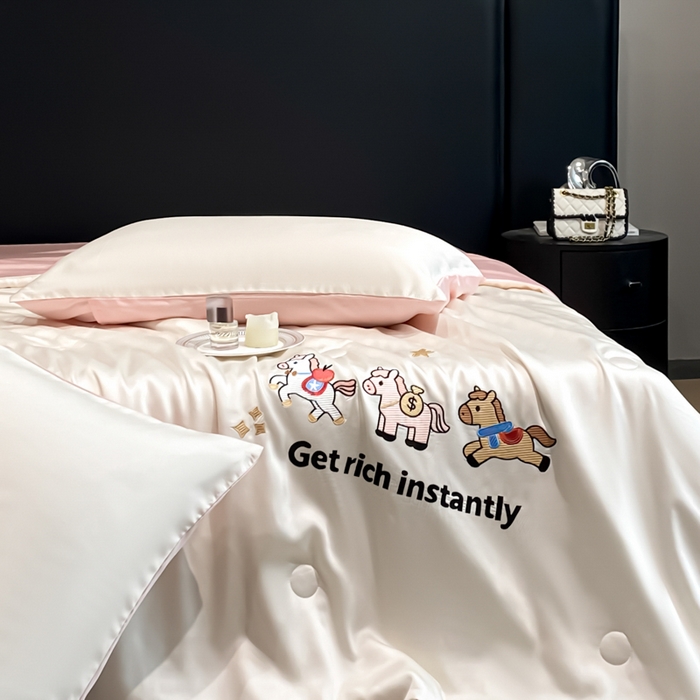 91家纺网 家纺一手货源 找家纺 利欧 2026新款水洗天丝刺绣夏被四件套-马上有钱 马上有钱-白粉