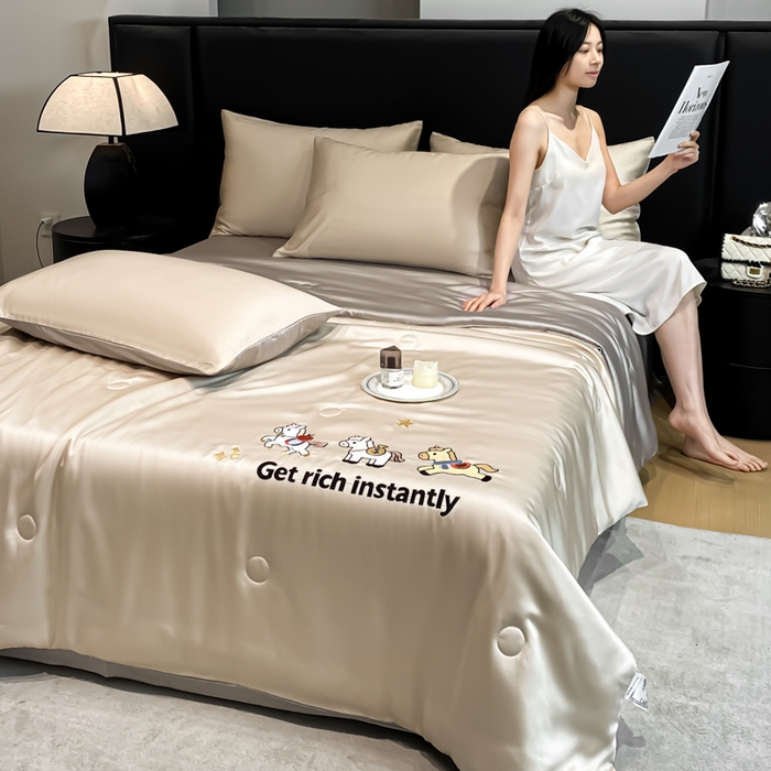 91家纺网 家纺一手货源 找家纺 利欧 2026新款水洗天丝刺绣夏被四件套-马上有钱 马上有钱-梧桐+山灰