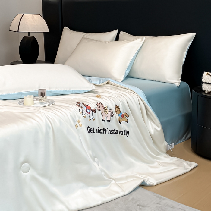 91家纺网 家纺一手货源 找家纺 利欧 2026新款水洗天丝刺绣夏被四件套-马上有钱 马上有钱-白蓝