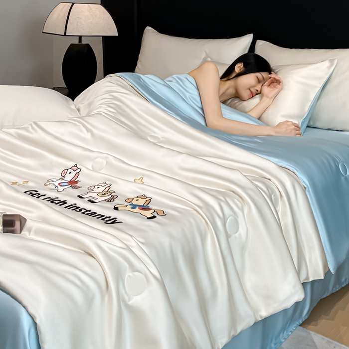 91家纺网 家纺一手货源 找家纺 利欧 2026新款水洗天丝刺绣夏被四件套-马上有钱 马上有钱-白蓝