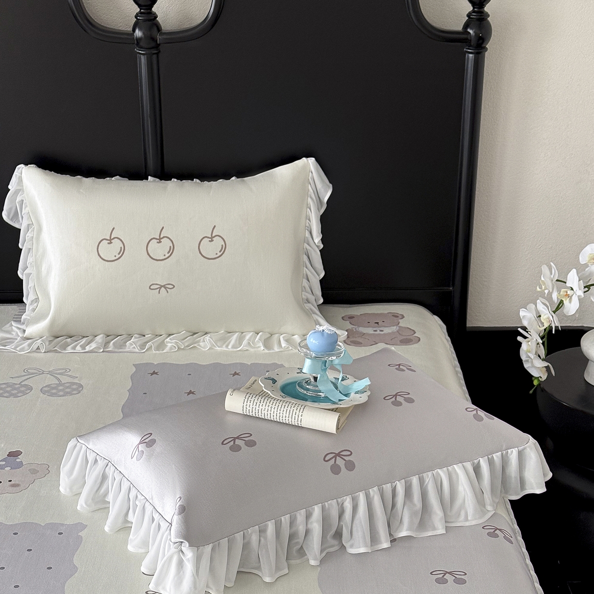 91家纺网 家纺一手货源 找家纺 JUICY 橘滋家纺 2026新款法式复古床裙冰丝席凉席席子 手作童话