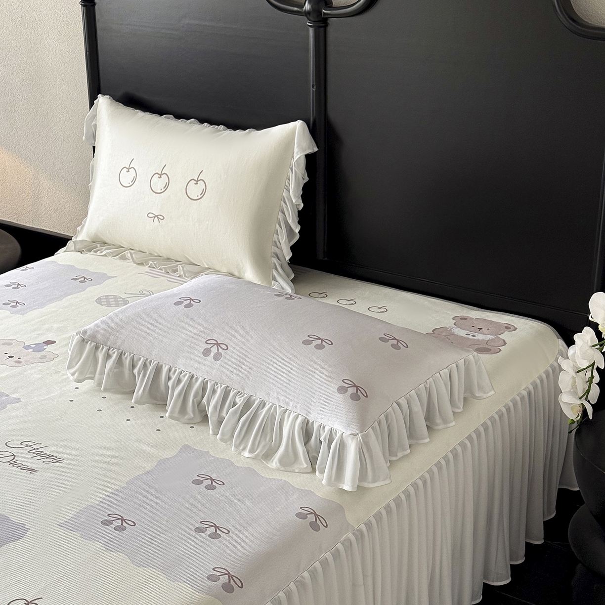 91家纺网 家纺一手货源 找家纺 JUICY 橘滋家纺 2026新款法式复古床裙冰丝席凉席席子 手作童话