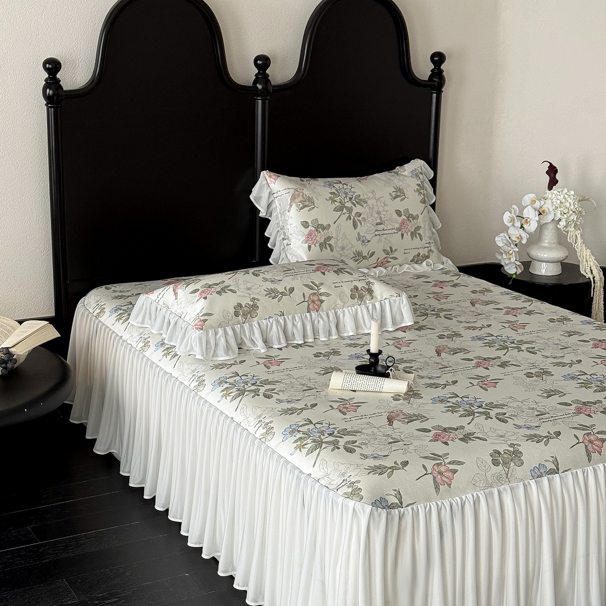 91家纺网 家纺一手货源 找家纺 JUICY 橘滋家纺 2026新款法式复古床裙冰丝席凉席席子 维多利亚花园手扎