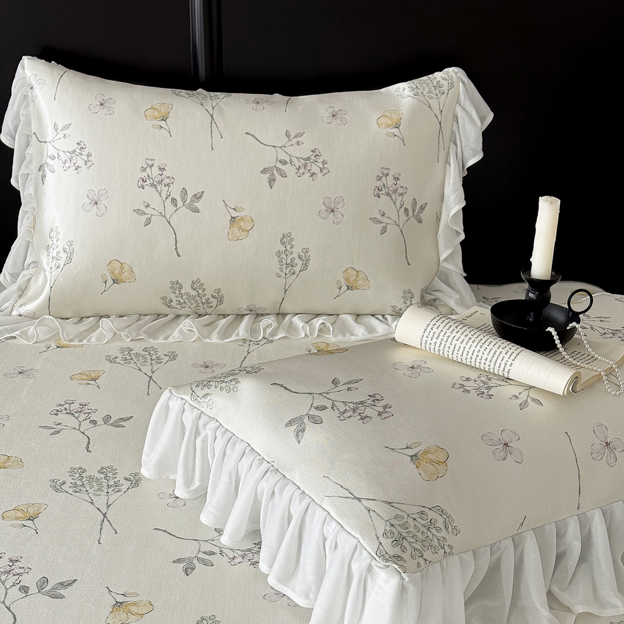 91家纺网 家纺一手货源 找家纺 JUICY 橘滋家纺 2026新款法式复古床裙冰丝席凉席席子 叶间小夜曲